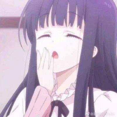俄美女COS《巫师3》特莉丝超性感 诱人美胸有沟必火